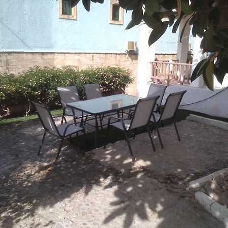 President Guest House Keratokampos Exterior photo