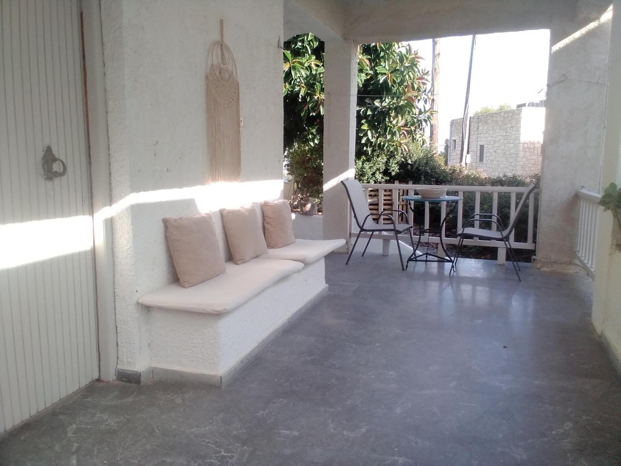 President Guest House Keratokampos Exterior photo